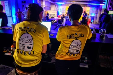News 'Friendly Robots gesucht! Erlebe die TINCON 2018 als freiwillige*r Helfer*in!' lesen