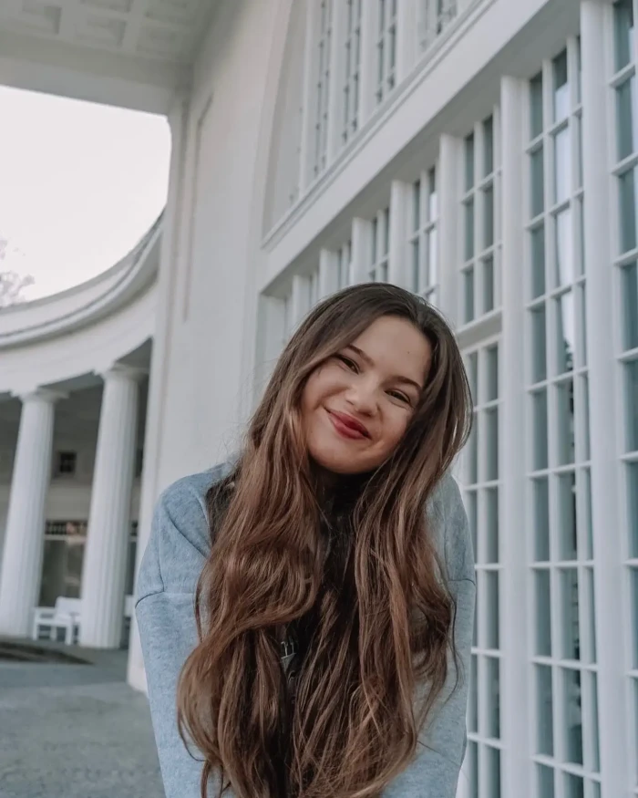Profilbild von Laura aka @laurinspire