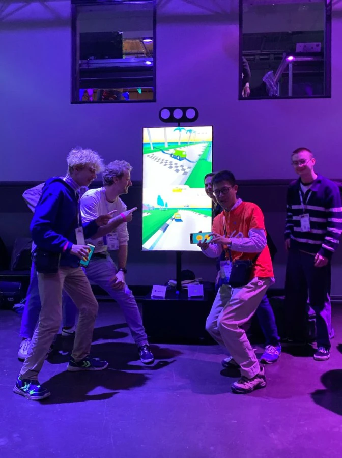 Foto von Window Arcade: Island Racer